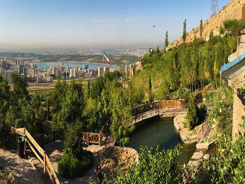 آبشار تهران
