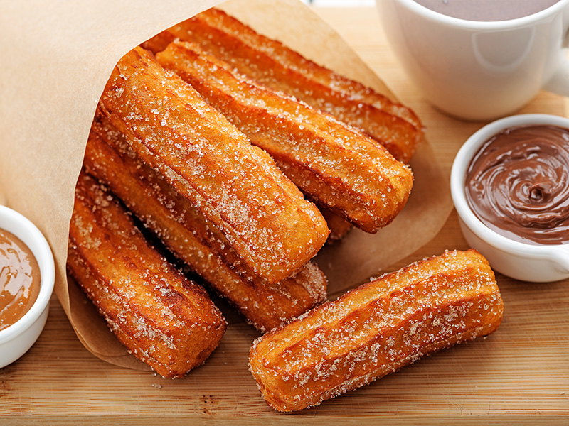Churros With Chocolate Sause