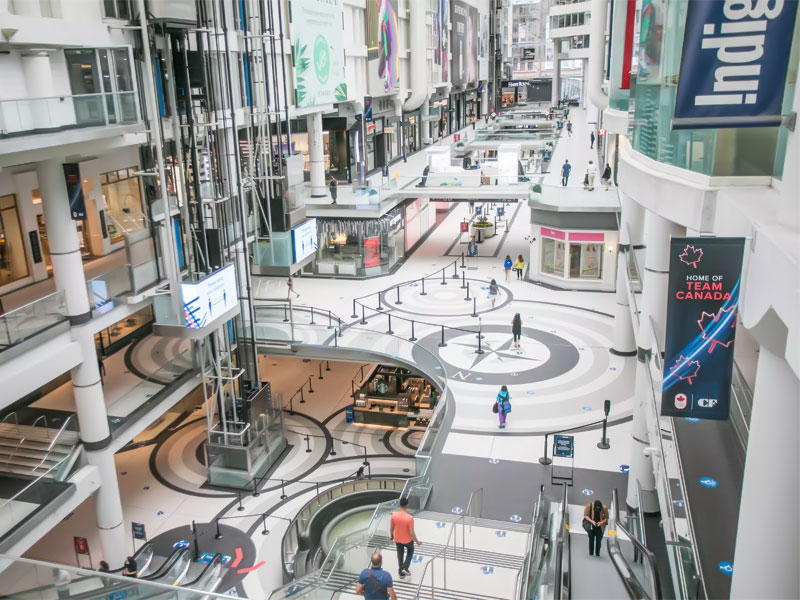 ایتون سنتر در کانادا