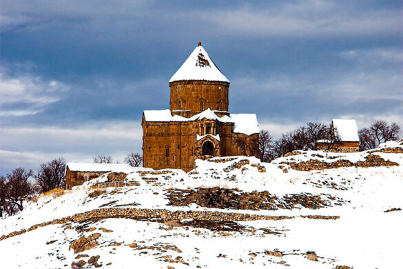 کلیسای آختامار در شهر وان