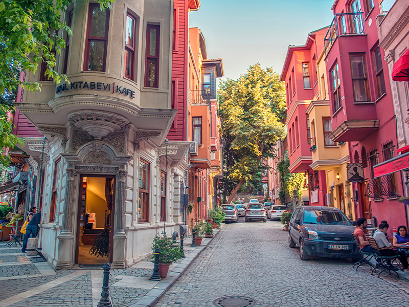محله-کوزگونجوک-رنگارنگ استانبول