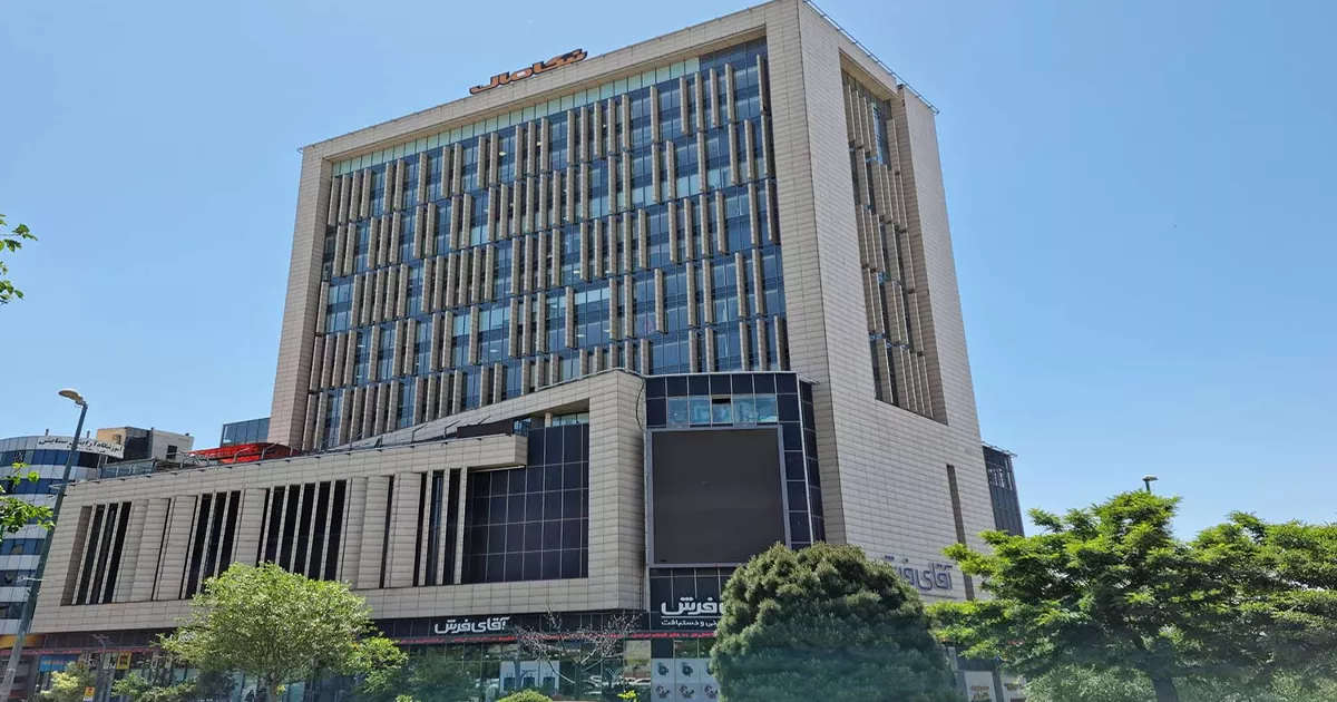 مجتمع تجاری نیکا مال - لوکس ترین مرکز خرید کرج