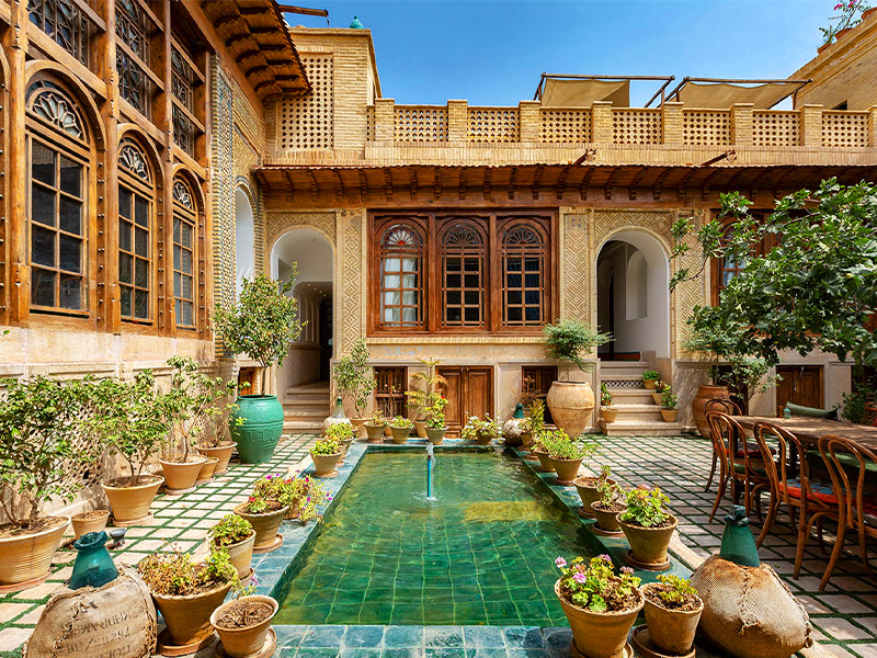 رستوران عمارت فیل