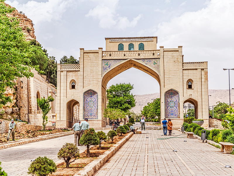 مکان های تفریحی شیراز - الی گشت
