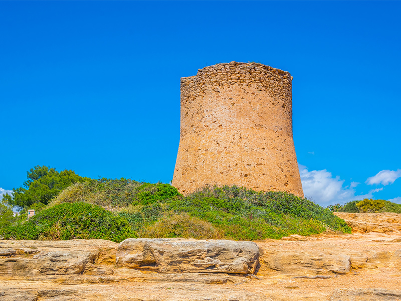 برج آجری اشقون بابا