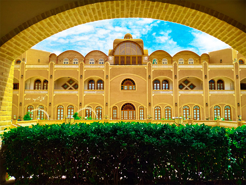 تاریخچه هتل داد یزد