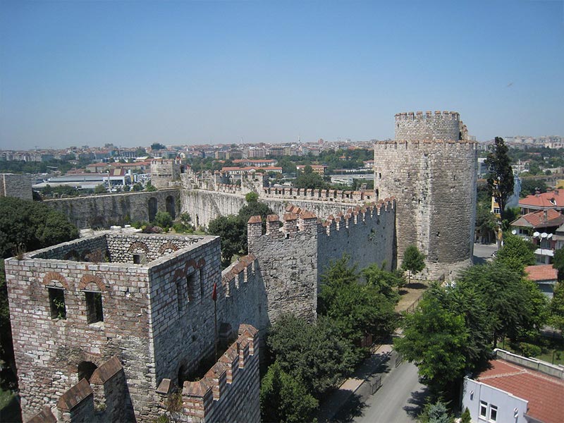 قلعه یدیکوله در لیست جاذبه های استانبول - جاذبه های گردشگری استانبول - الی گشت