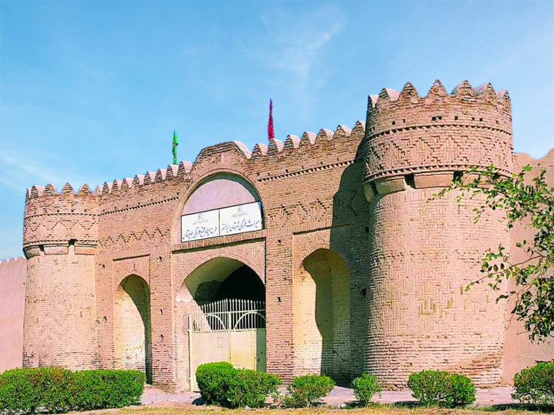 قلعه ناصری شهر ایرانشهر