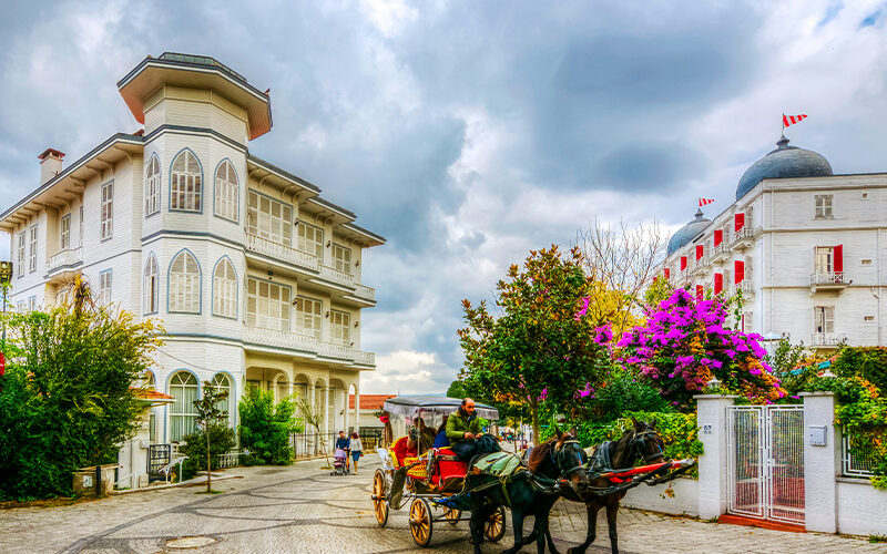 buyukada-in-istanbul جزیره بیوک آدا