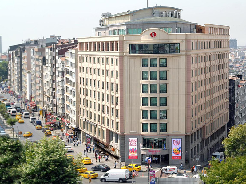 هتل رامادا پلازا استانبول 