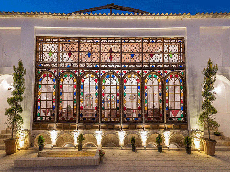 هتل قصر منشی