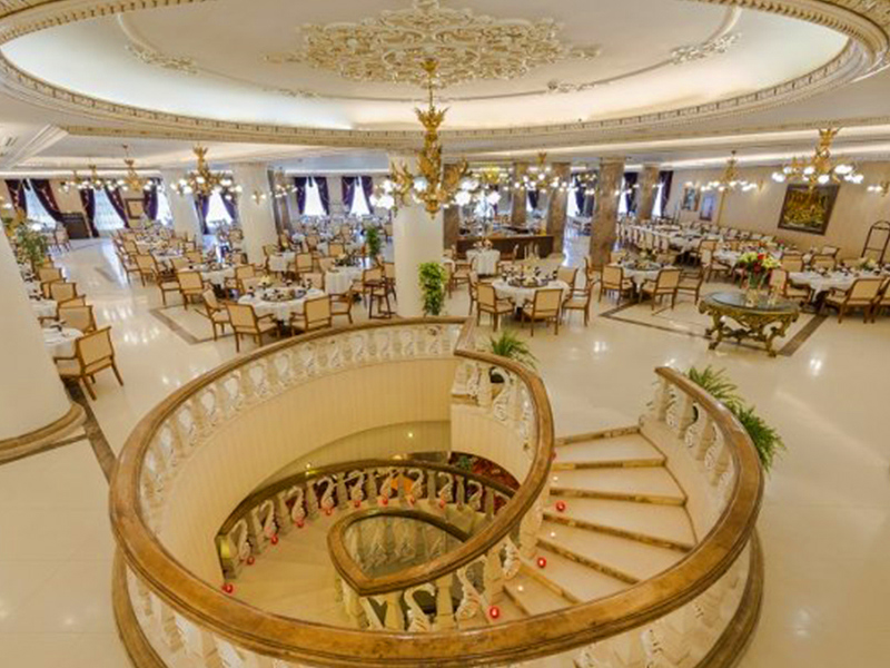 هتل پنج ستاره و بین المللی قصر مشهد - الی گشت