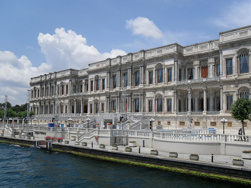کاخ چیراغان| هتل های تاریخی استانبول