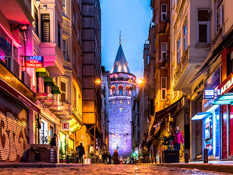 شبگردی در استانبول