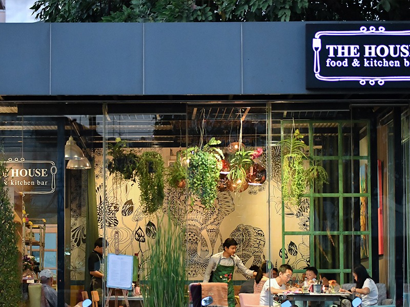 رستوران هوم کیچن - غذاهای خوشمزه تایلند - الی گشت