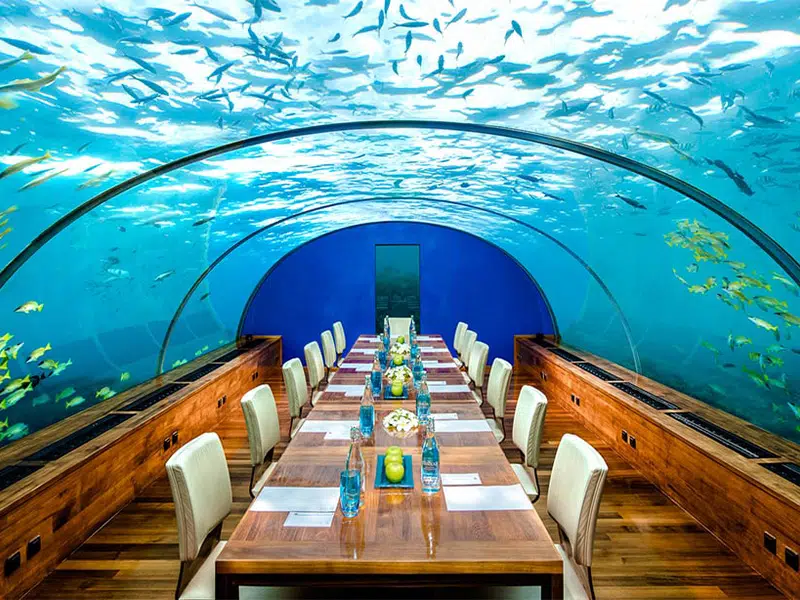 رستوران زیردریایی ایتها - الی گشت
