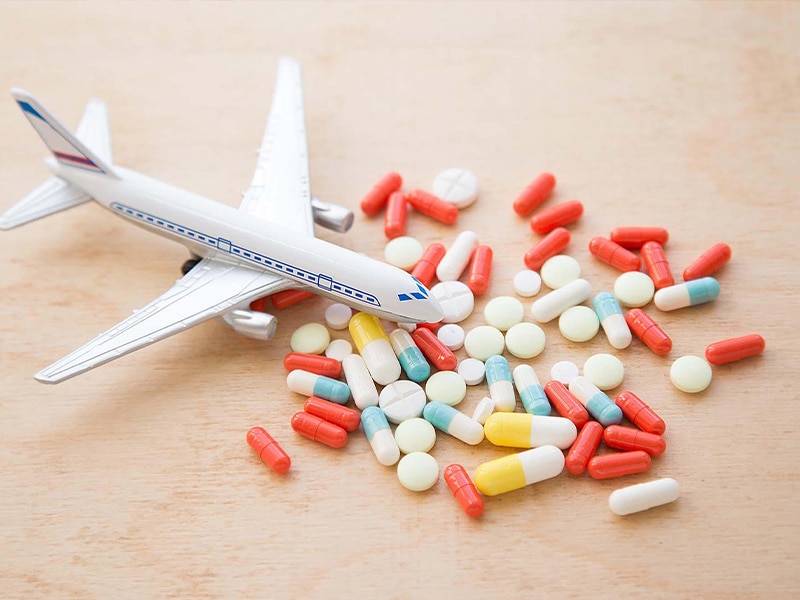 بررسی لیست داروهای مجاز پیش از رفتن به فرودگاه - الی گشت