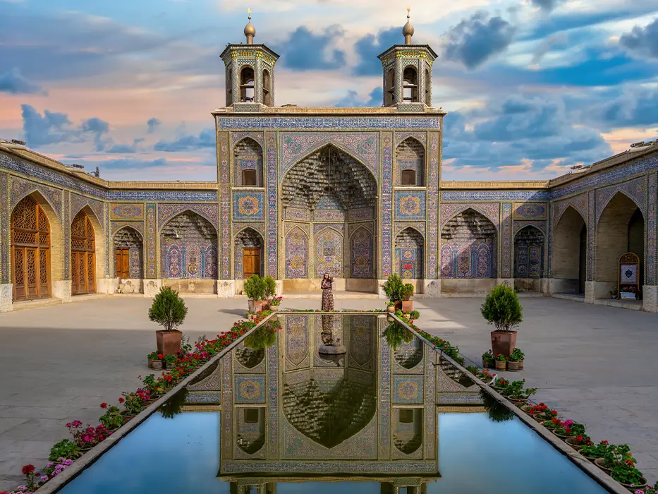 مقایسه شیراز و یزد