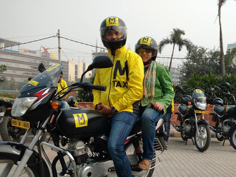  استفاده از موتورسیکلت برای حمل و نقل در هند - الی گشت