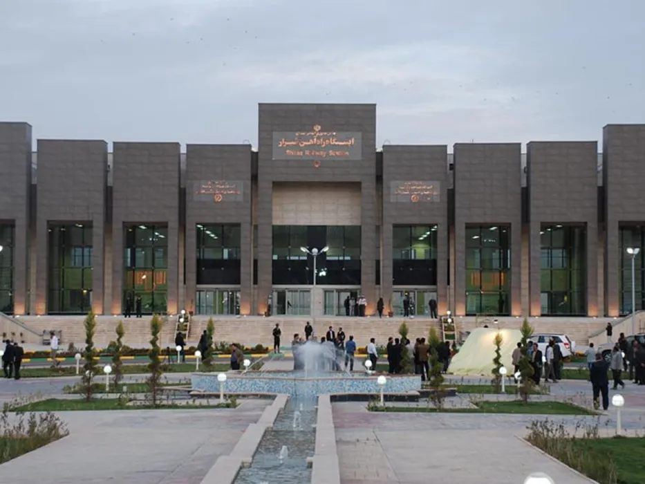 راه آهن شیراز