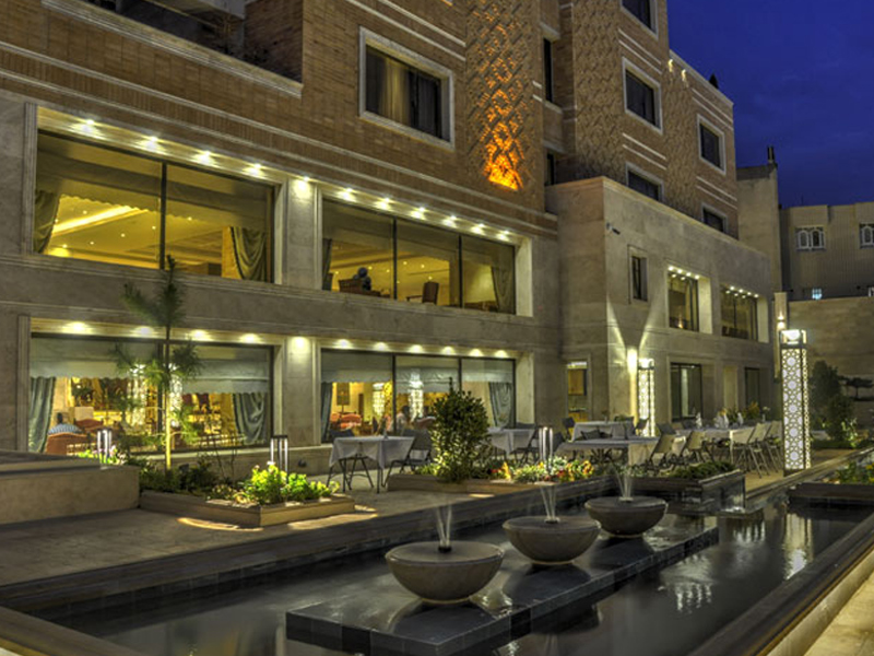 هتل زندیه شیراز - الی گشت