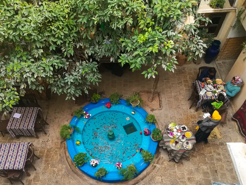 رستوران خانه سنتی پرهامی - رستوران های شیراز