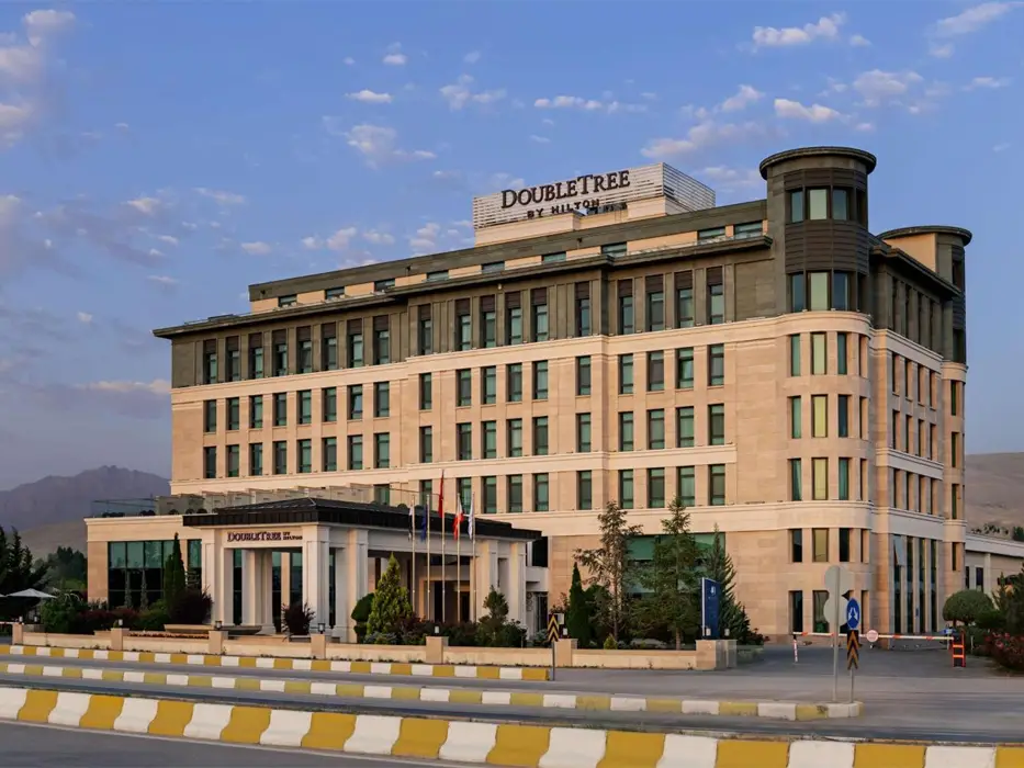 هتل دابل تری هیلتون وان (Double Tree by Hilton Hotel Van) - هتل های وان