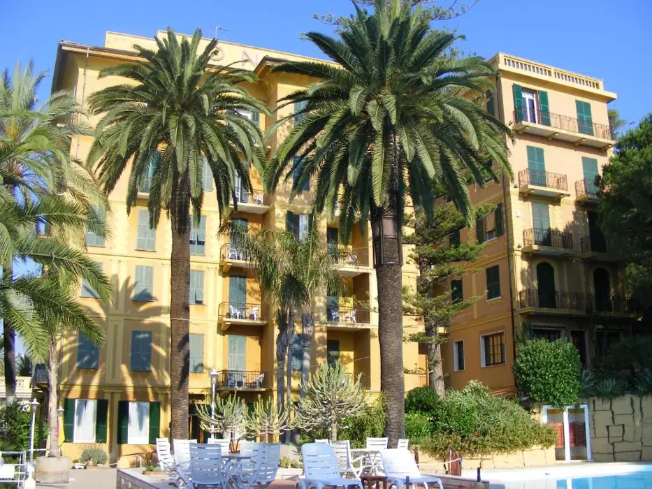 هتل گراند لوندرا (Grand Londra Otel)