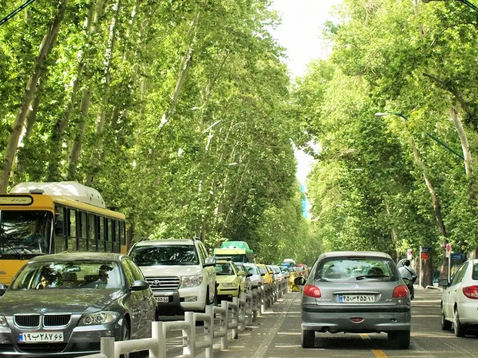 خیابان ولیعصر