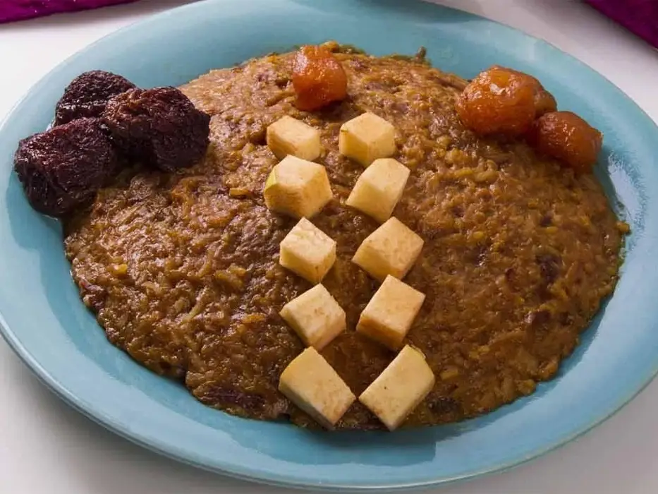یخمه ترش - غذاهای اصفهان