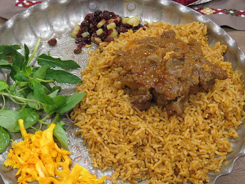 چکدرمه، از معروف‌ترین غذاهای سنتی - الی گشت