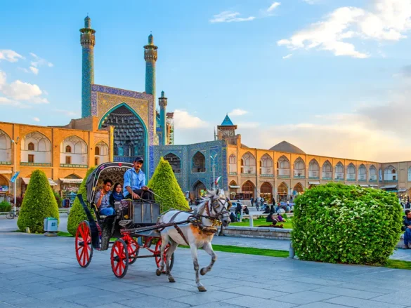 راهنمای سفر به اصفهان