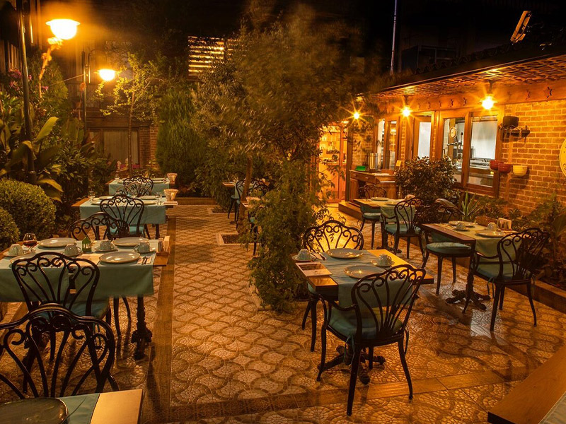 رستوران Olive Garden Cafe & Restaurant - الی گشت - تنگه بسفر در استانبول