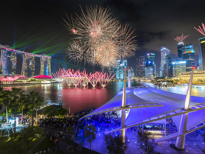جشنواره های شب سنگاپور - الی گشت