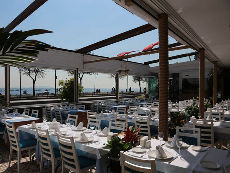 رستوران کاریشما سن در منطقه سلطان احمد استانبول - الی گشت