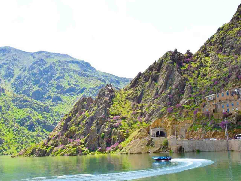 روستای هجیج در کرمانشاه