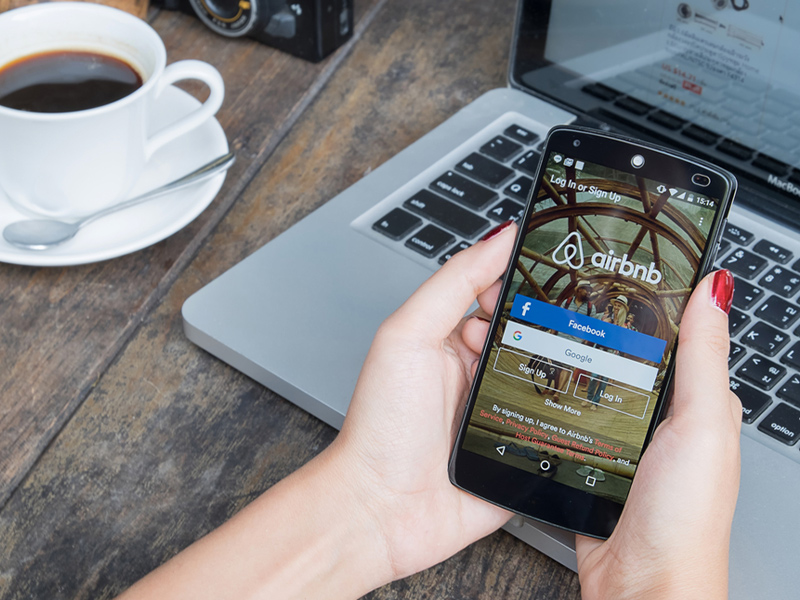 نحوه ایجاد حساب کاربری در airbnb 