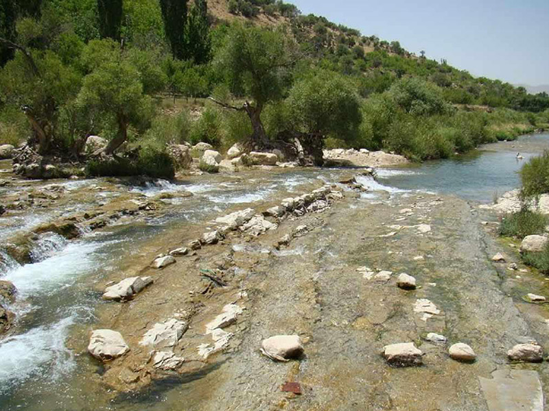 تنگ تیزاب - الی گشت