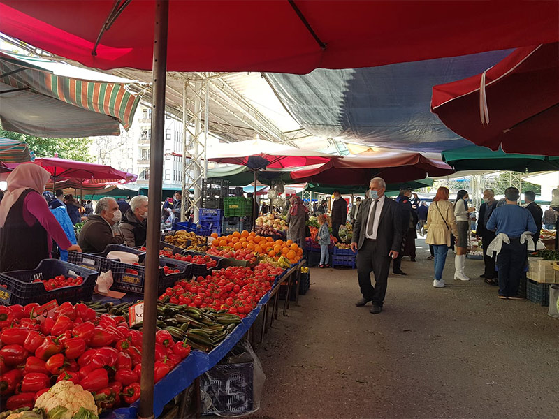 جمعه بازار آلانیا -Cuma Pazari - الی گشت