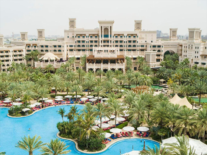 Jumeirah Al Qasr - الی گشت