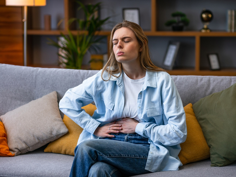 نشانه های مسمومیت غذایی چیست؟ - الی گشت