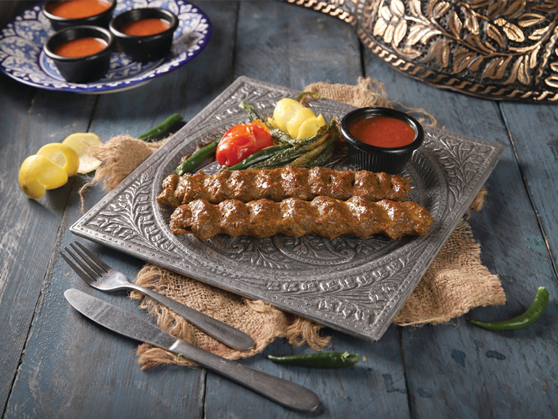 رستوران حاجی قربان اردبیل - الی گشت
