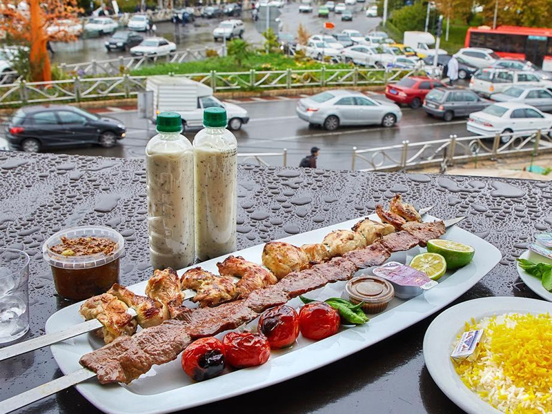 کباب ‌سرای شمرون - الی گشت