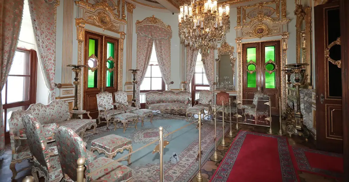 طراحی داخلی کاخ کوچوکسو