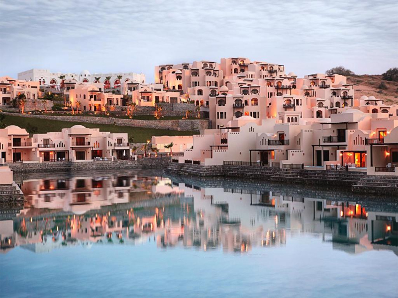 هتل The Cove Rotana Resort - Ras Al Khaimah
