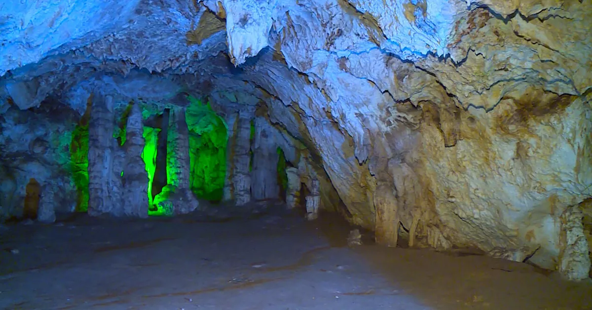 غار ده شیخ دنا - جاذبه های یاسوج