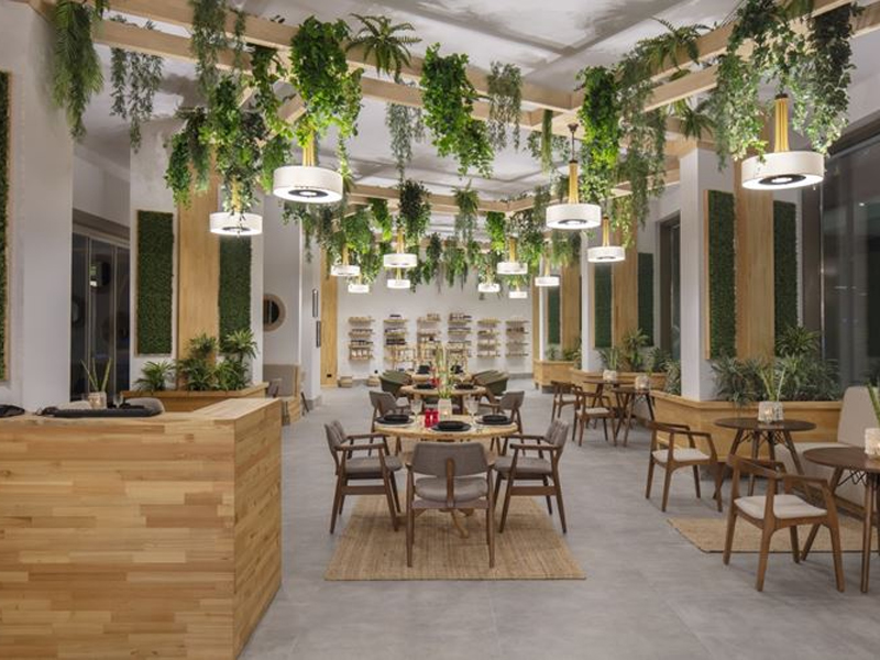 هتل نیروانا کازموپالیتن