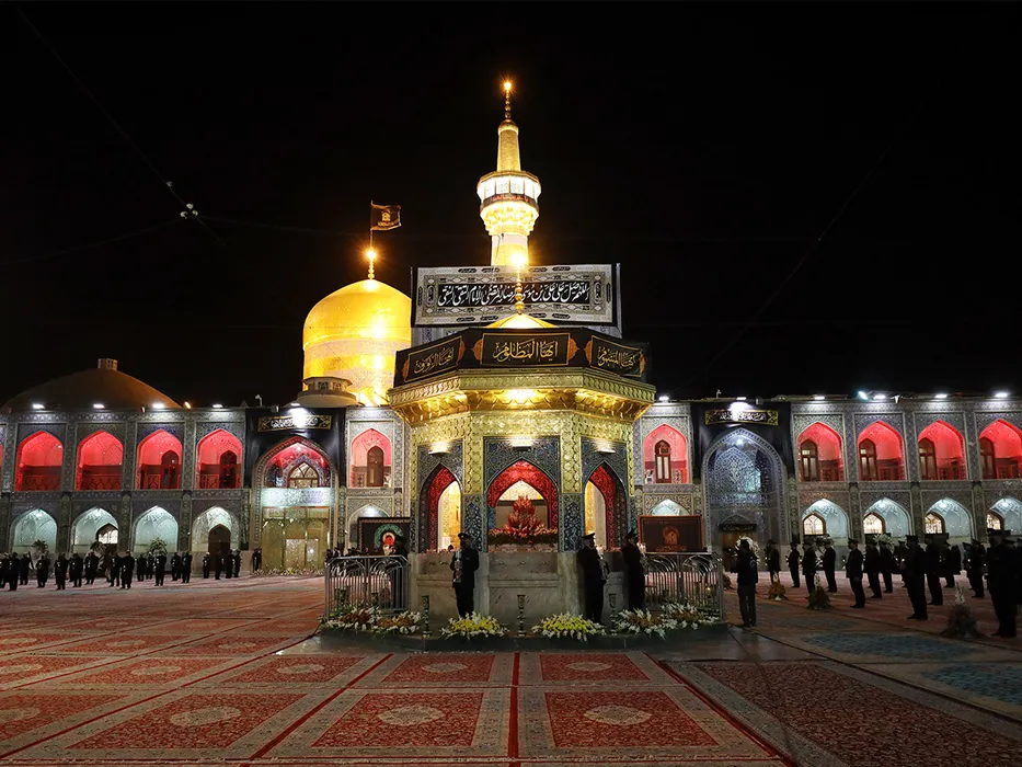 حرم حضرت رضا (ع)