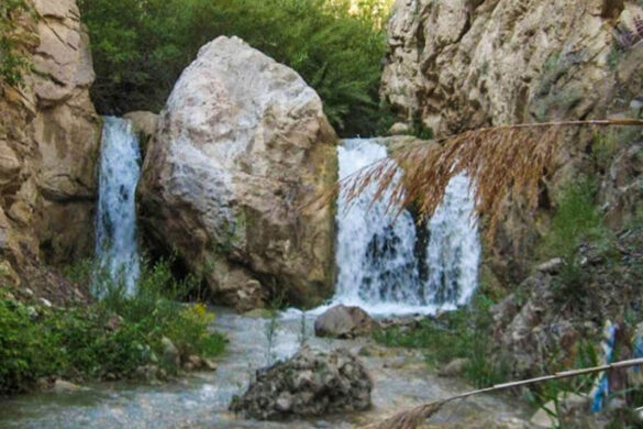 تنگه و آبشار روزیه سمنان