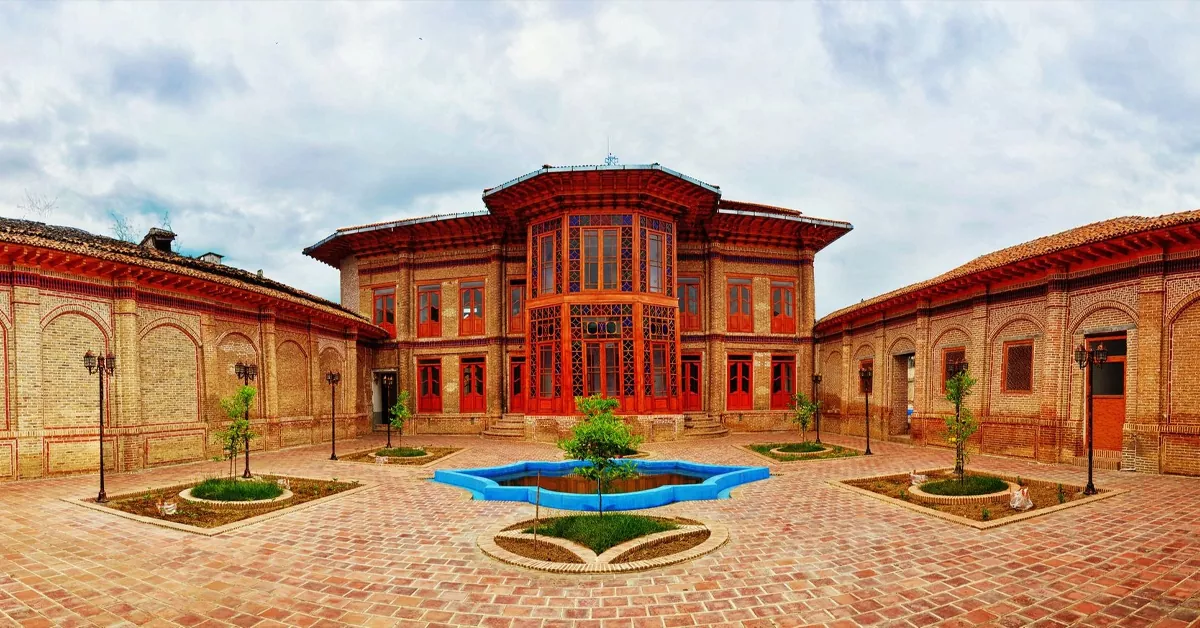 عمارت فاضلی - جاذبه های ساری